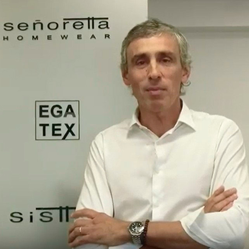 Foto directivo